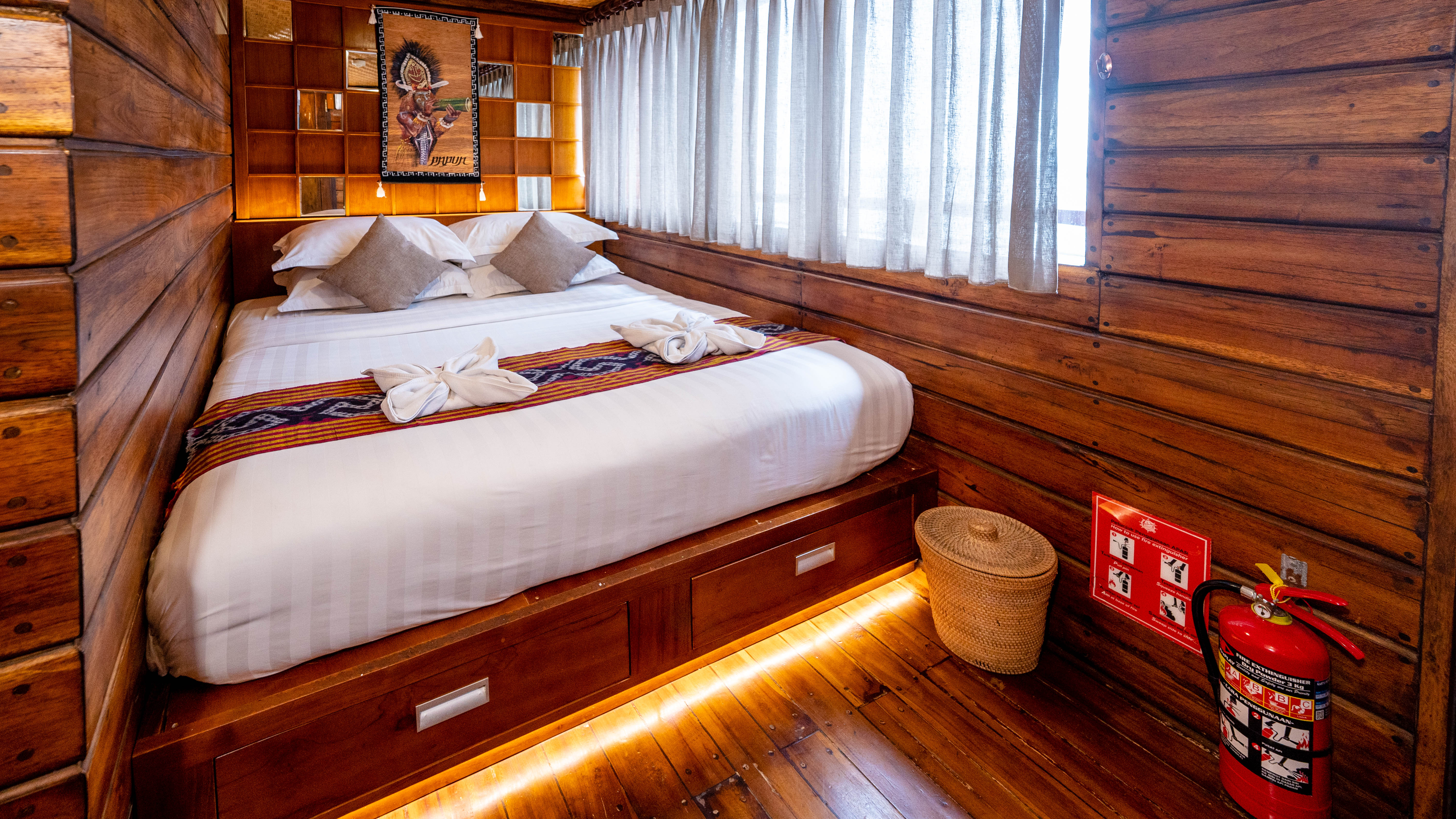 上層／中層海景套房